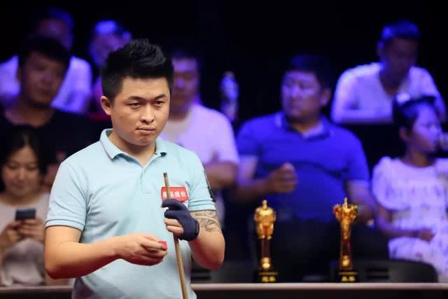 依靠马里奥 依靠马里奥