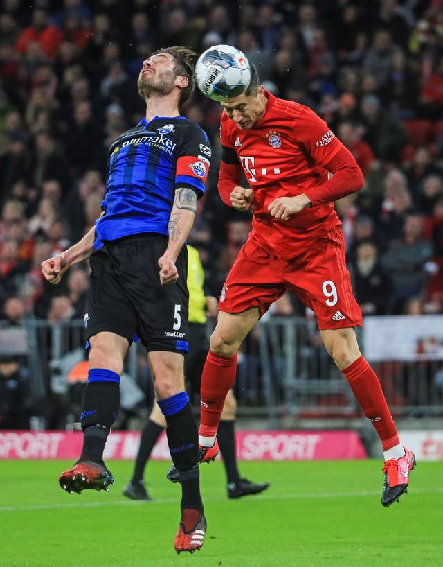 也能用眼睛 也能用眼睛