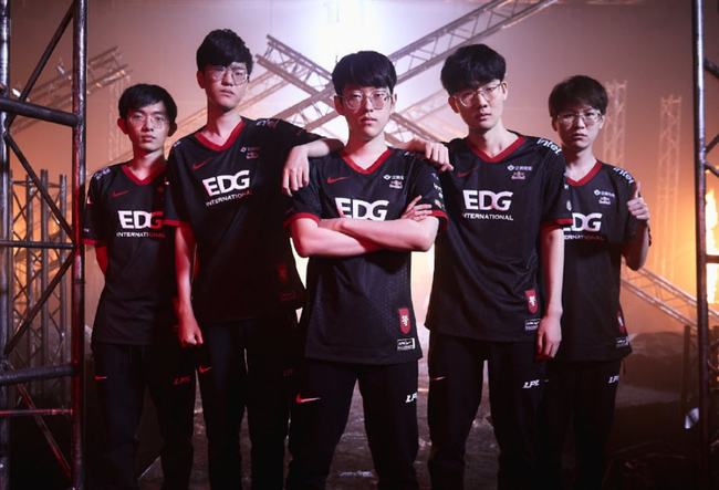 年竞争力的 年竞争力的