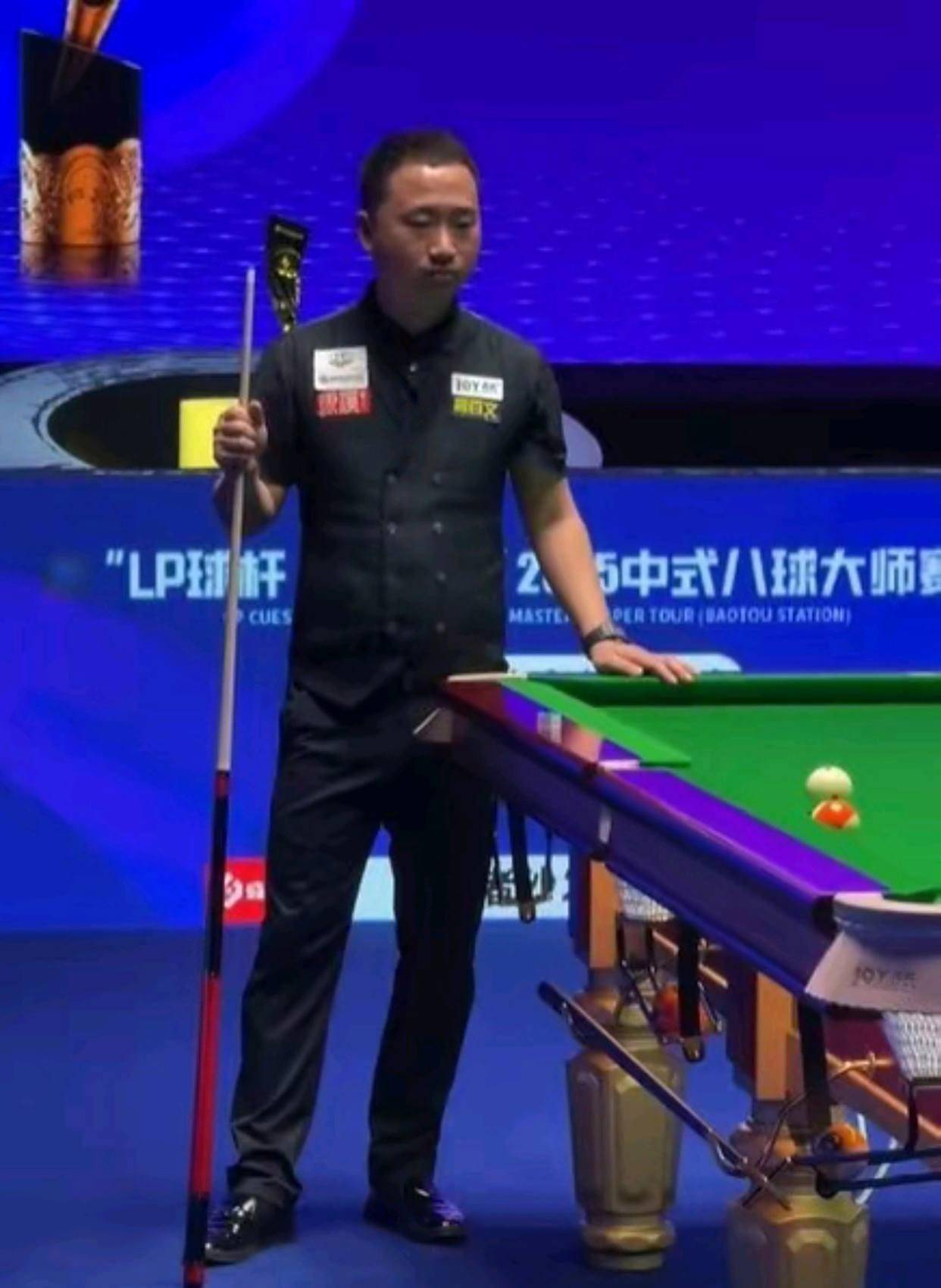 其黯淡的连 其黯淡的连