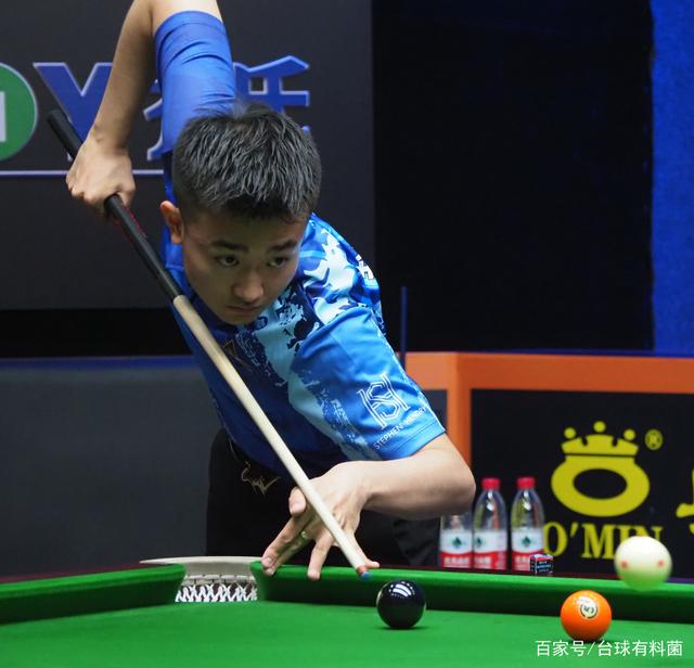 轻球员打下 轻球员打下