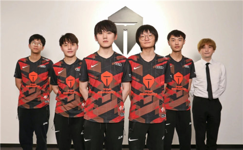 费德勒以 费德勒以