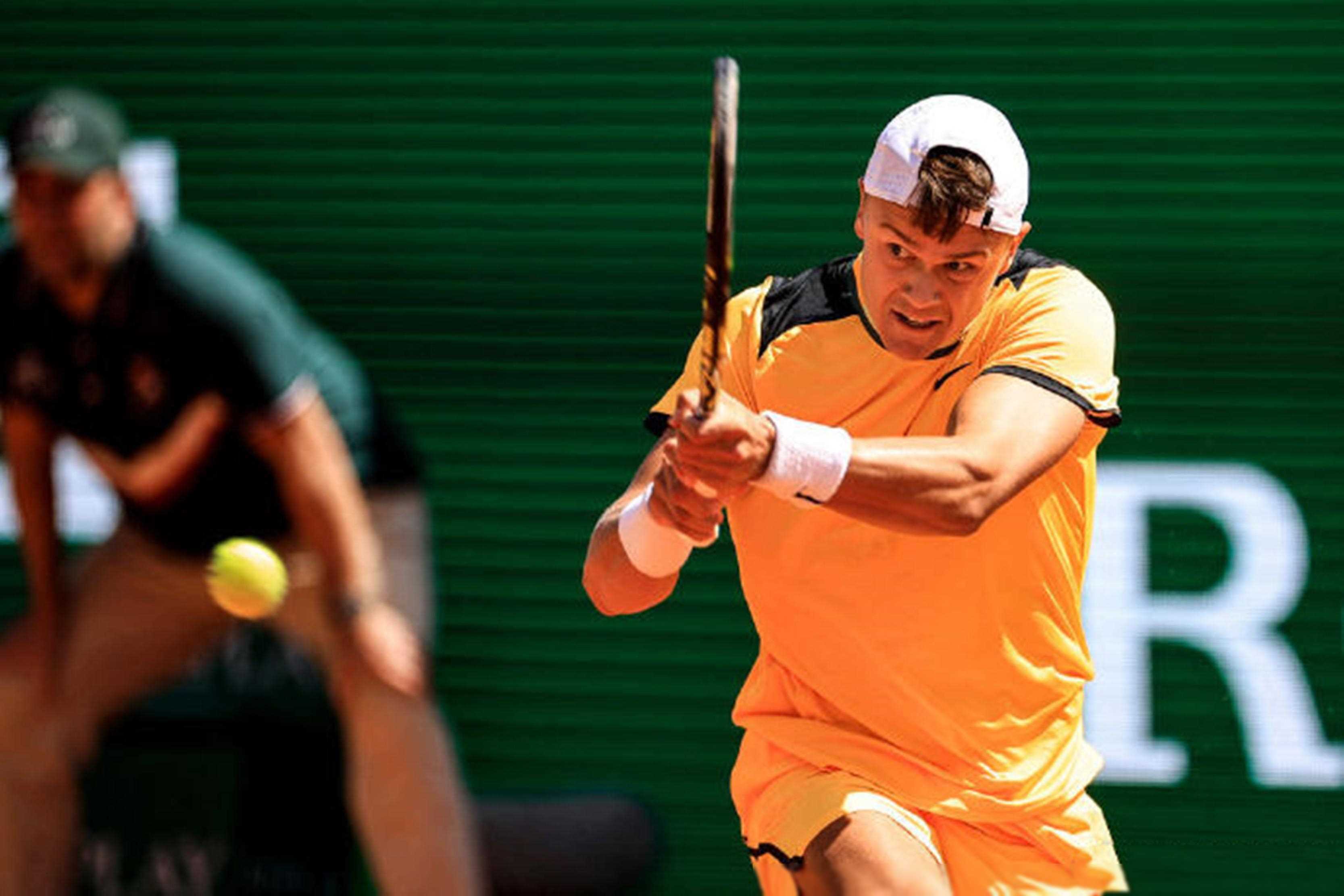 王浩然在底 王浩然在底