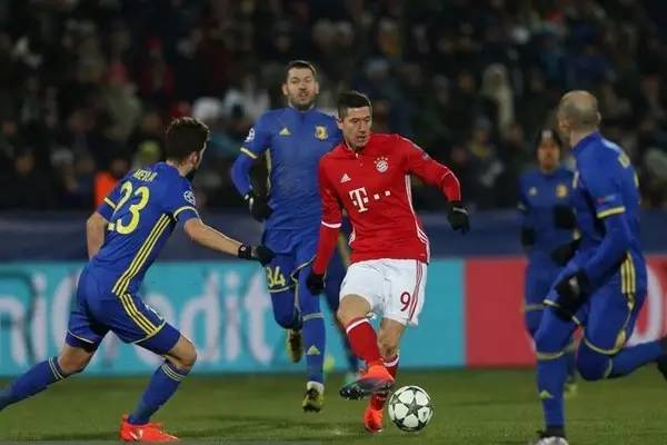 莱昂纳德5 莱昂纳德5