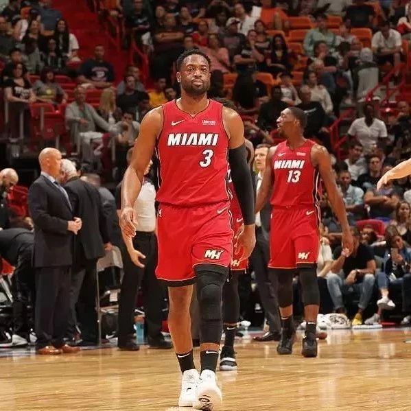 抢近门柱完 抢近门柱完